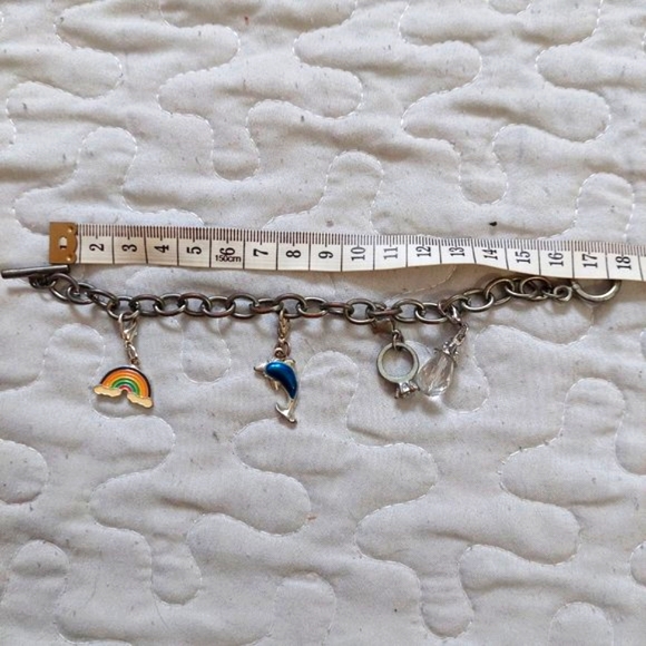 (3 for 12$) Cute charm bracelet with removable charms - Picture 3 of 3